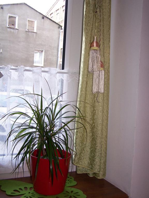Film Hostel Poznan Room photo